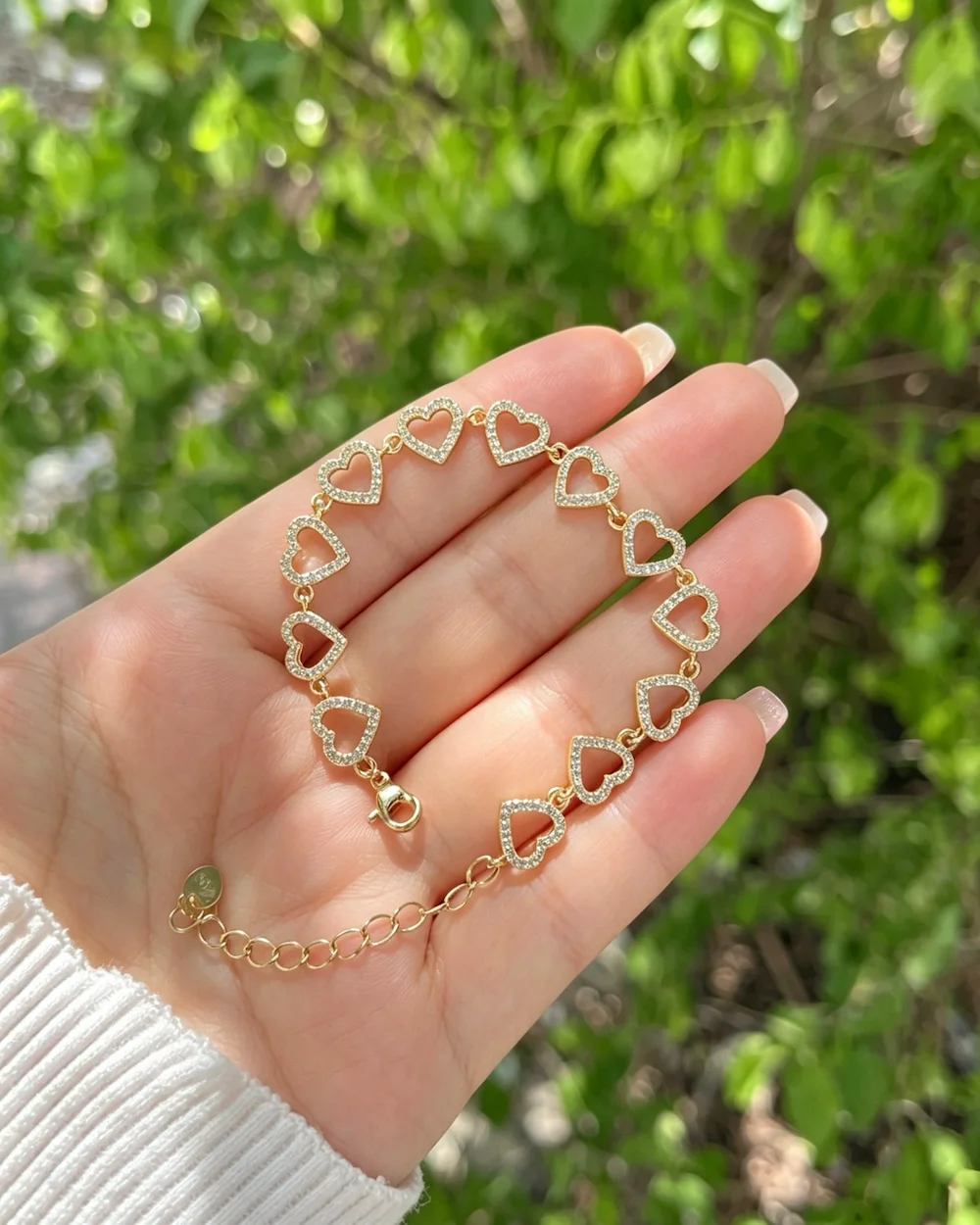 majestic shine heart shape zircon bracelet